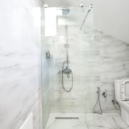 アパート Center Hideout - ティラナ