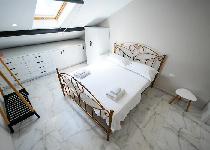 Center Hideout - Appartement *