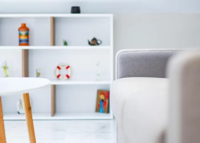 Center Hideout - 地拉那