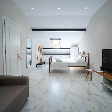 Center Hideout - Appartement *