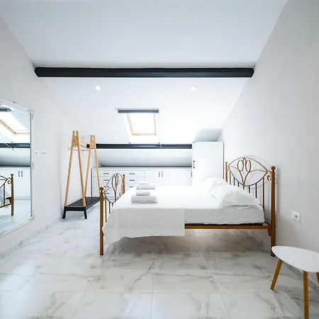 Center Hideout - Apartment Tirana