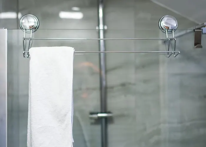 Center Hideout - * Tirana