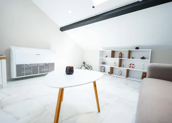 Center Hideout - Apartment